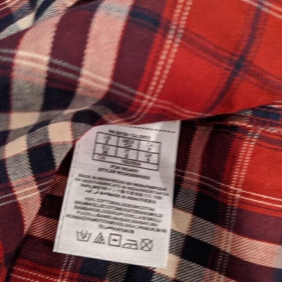 Guess plaid button down embellished neck small - Picture 5 of 5